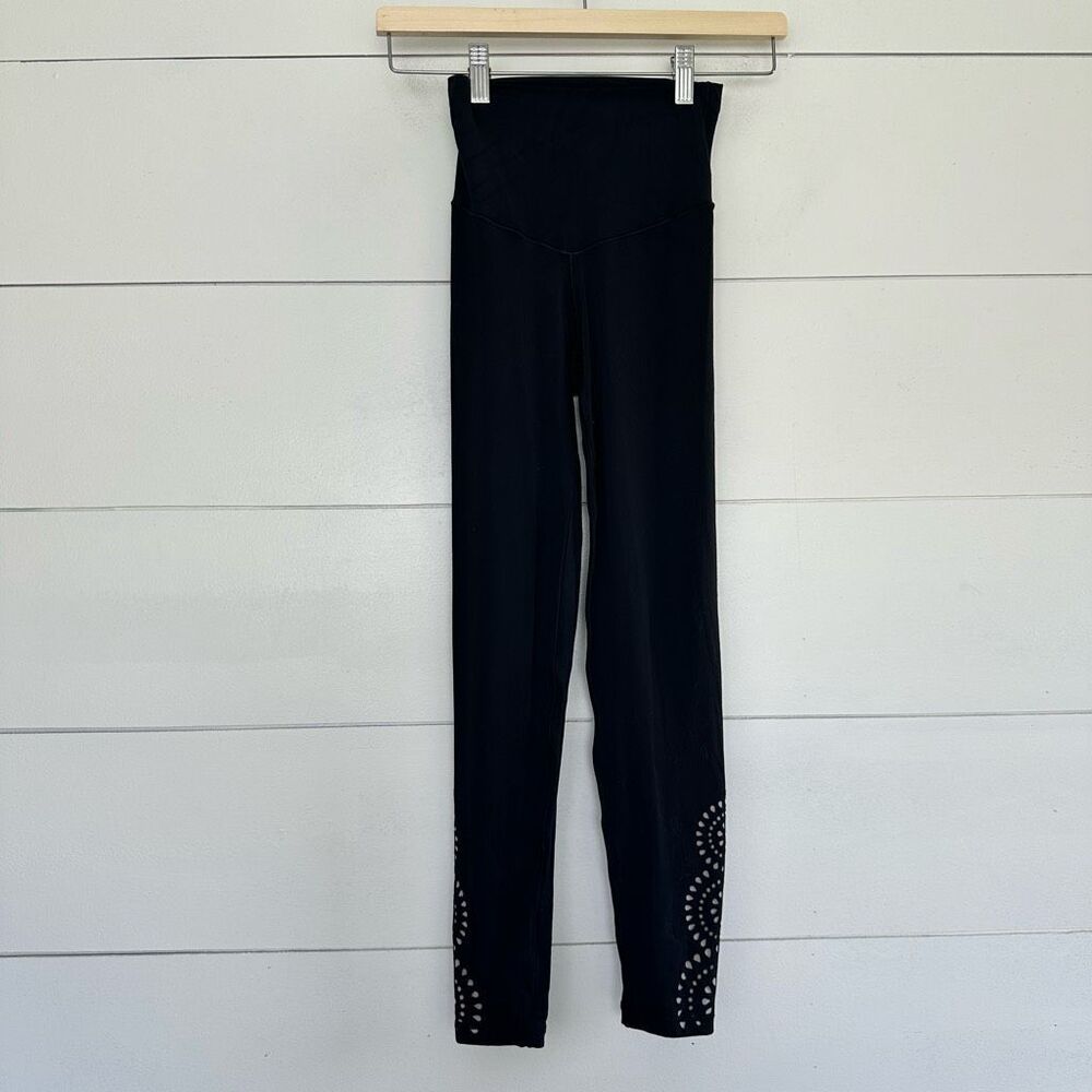 Aerie Women’s Extra Small Black Laser Cut Leggings